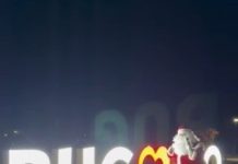 Djed mraz stigao u Bugoino Život je prekratak za mržnju, zavist i loše n…
